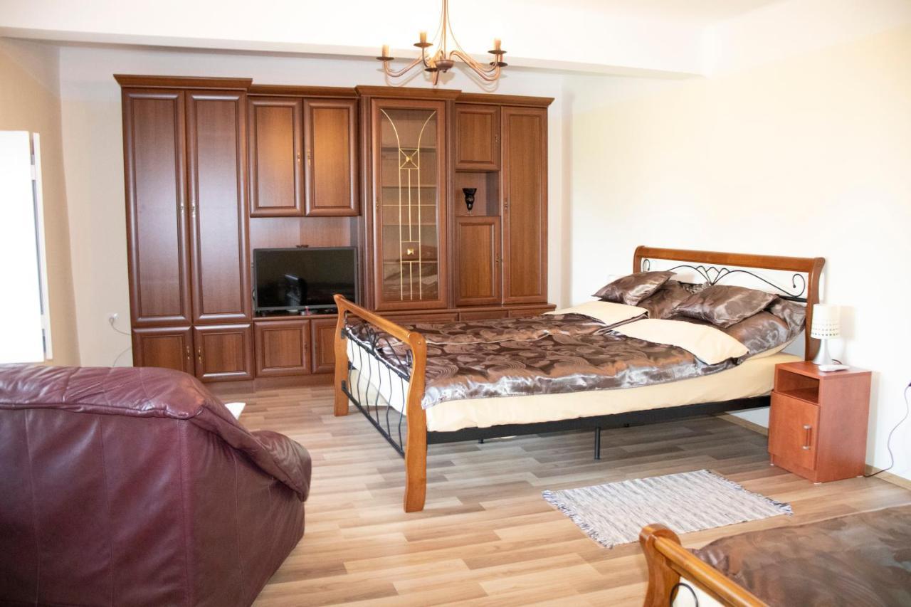 Gyoengyoem Apartman Balatonalmadi Exterior photo